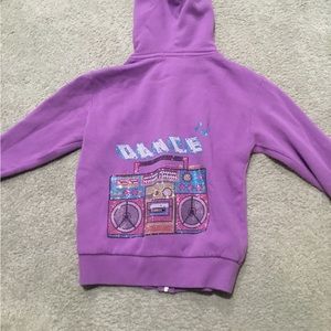 Purple Butter sweater is amazing condition! No flaws!